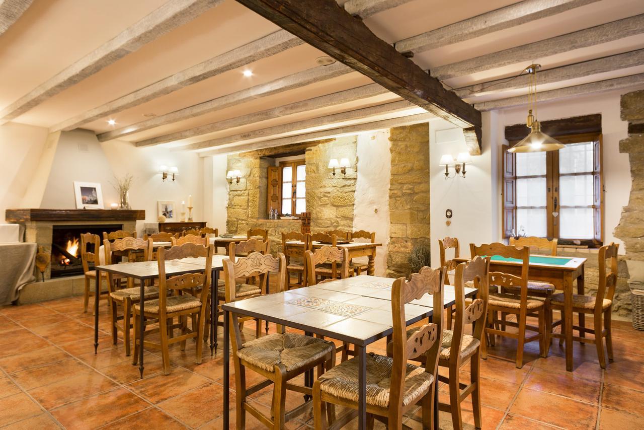 Posada De Uncastillo Extérieur photo