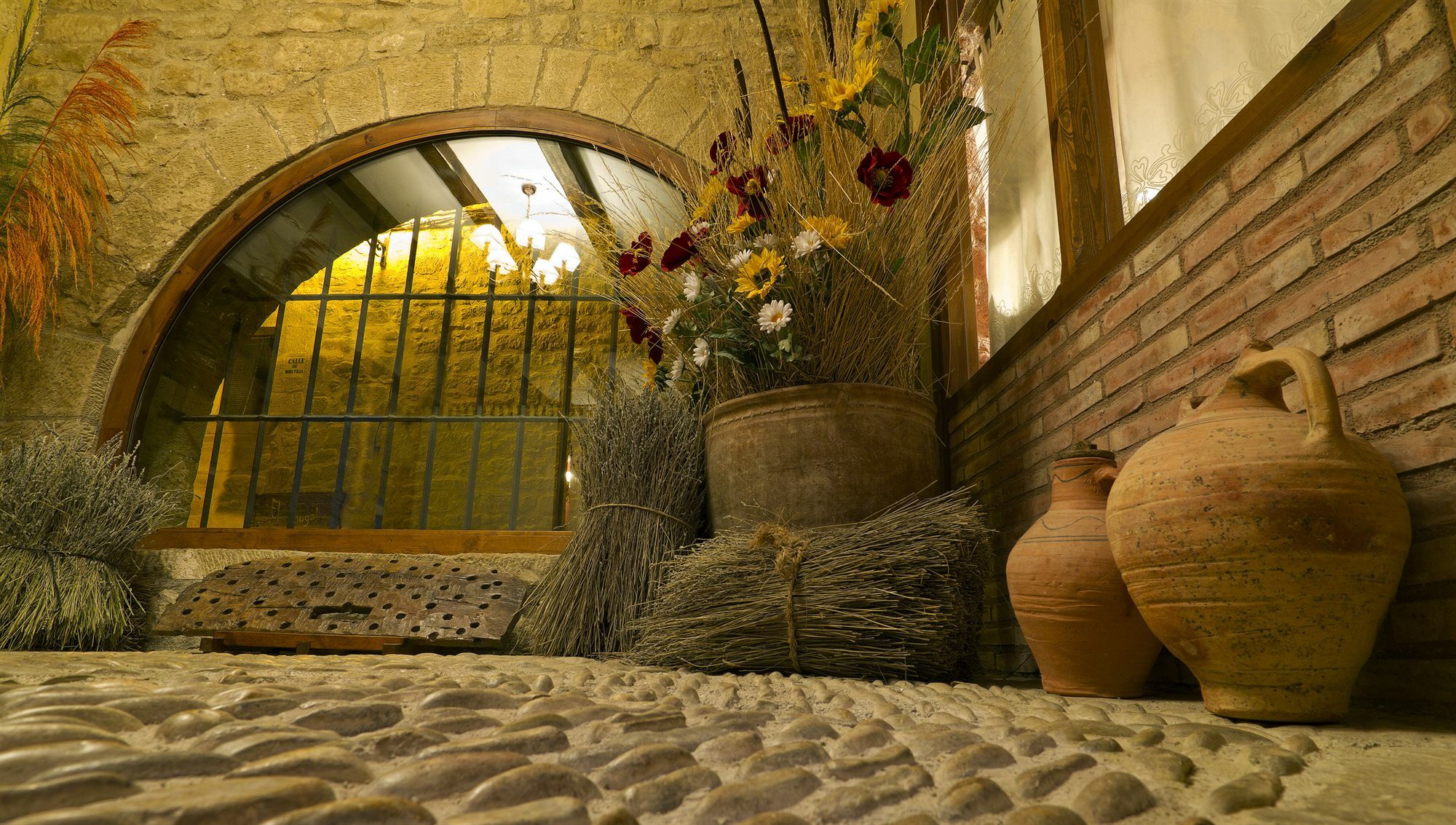 Posada De Uncastillo Extérieur photo